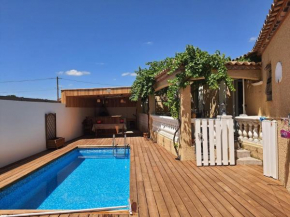 Villa accueillante à Paulhan avec piscine privée